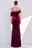 Bordeauxrode Off-the-Shoulder fluwelen gerimpelde zeemeermin formele jurk