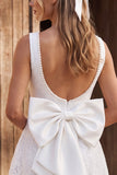 Ivory A-Line Parels Boot Neck Kant Korte Bruidsdouchejurk met strik