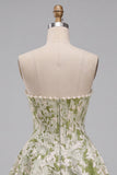 Lichtgroene A-lijn parelmoer korset strapless Baskische taille korte homecoming jurk