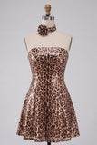 Glinsterende luipaardprint pailletten strapless korte homecomingjurk met rosette choker