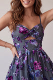 Plum A-lijn sweetheart cut out bloemen korte homecoming jurk