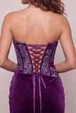 Paarse fluweelkorset Bodycon strapless gerimpelde bloemen korte homecomingjurk