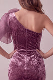 Vintage Mauve Velvet Bodycon Cocktailjurk met één schouder en 3D-bloem