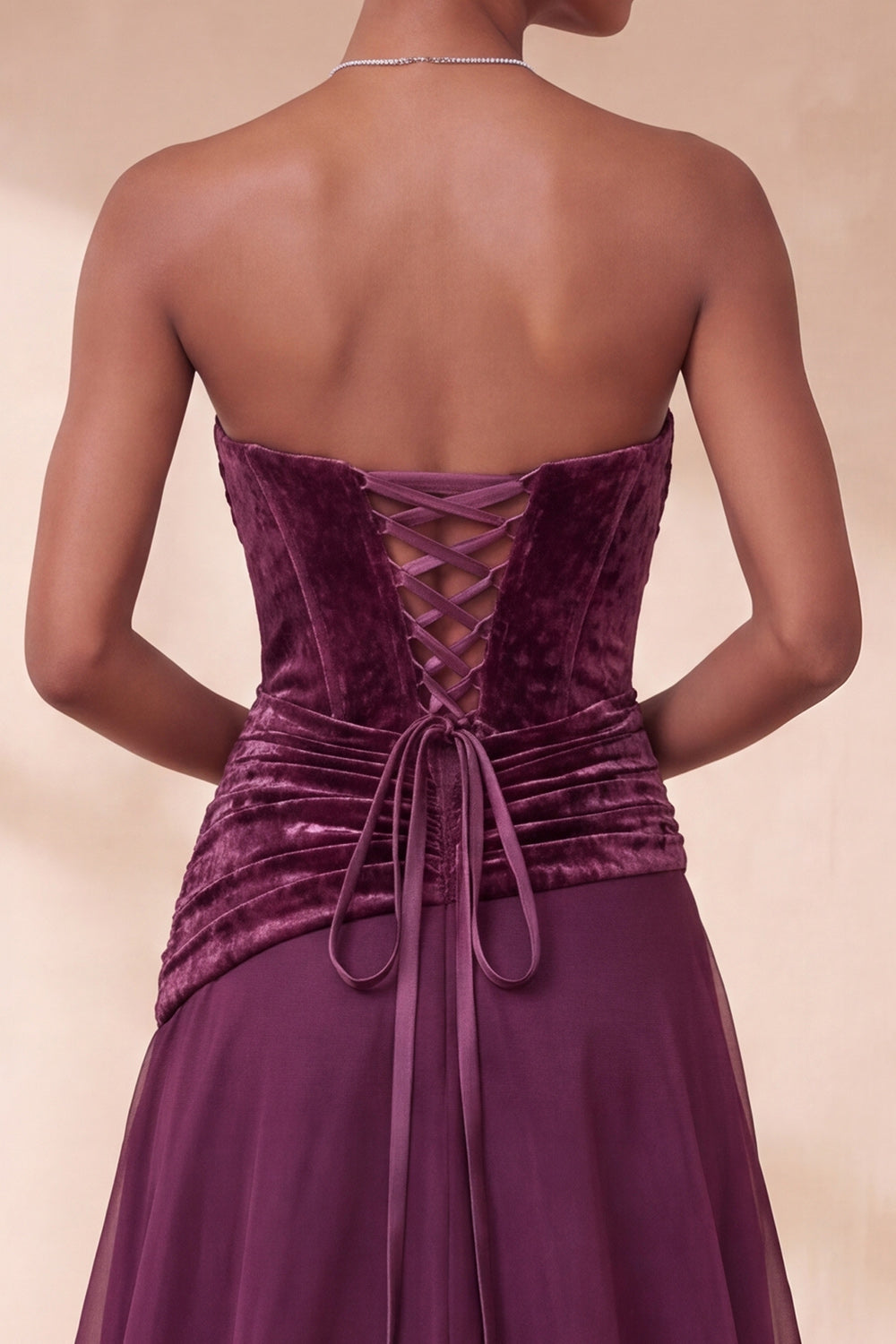 Vintage mauve korset A-lijn strapless gerimpelde lange formele jurk met sleutelgat