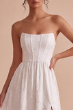 Strapless witte Jacquard A-lijn korset lange verlovingsjurk met split