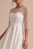 Witte verlovingsjurk met hoge hals en asymmetrische zoom A-lijn met 3/4 mouwen