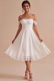Off-the-shoulder A-lijn gerimpelde midi kleine witte jurk met kant