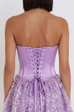 Lila korset pailletten appliques satijn A-lijn strapless korte homecoming jurk