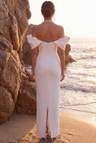 Witte halter-sheath satijn met kralenbezette lange trouwjurk met kralen
