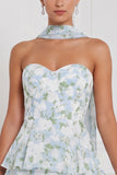 Blauwe Witte Bloem A-lijn gelaagde, gerimpelde strapless lange bruidsmeisjesjurk met halsdoek