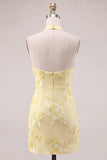 Narcissen Strakke Halter Rimpelde Korte Homecoming Jurk met bloemenborduursel