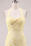 Narcissen Strakke Halter Rimpelde Korte Homecoming Jurk met bloemenborduursel