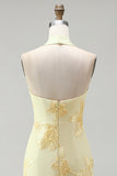 Narcissen Strakke Halter Rimpelde Korte Homecoming Jurk met bloemenborduursel