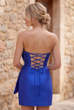 Koninklijk blauwe bodycon strapless korte homecomingjurk met oversized strik aan de voorkant