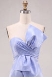 Lichtblauwe strapless satijnen korte homecomingjurk met strikdetail