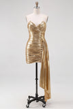 Koninklijk blauwe metallic gerimpelde strapless korte homecomingjurk met zijwaartse cascade