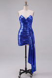 Koninklijk blauwe metallic gerimpelde strapless korte homecomingjurk met zijwaartse cascade