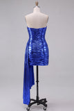 Koninklijk blauwe metallic gerimpelde strapless korte homecomingjurk met zijwaartse cascade