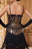 Vintage zwarte gouden pailletten mouwloze flapperjurk uit de jaren 1920 met franjes