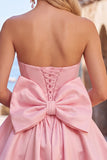 Zwarte strapless A-lijn homecoming jurk met bubbelzoom en strik aan de achterkant