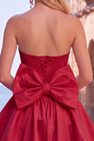 Zwarte strapless A-lijn homecoming jurk met bubbelzoom en strik aan de achterkant