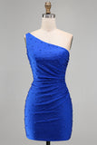 Koninklijk blauwe parelparels met één schouder gerimpelde bodycon korte homecomingjurk met kralen