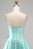 Mint satijn kralenbezette A-lijn strapless parel homecoming jurk met strik