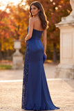 Donkerblauwe strapless gerimpelde pailletten maxi formele jurk met een zijsplit