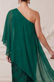 Donkergroene schede met één schouder satijn bedrukte maxi Mother of the Bride jurk met cape