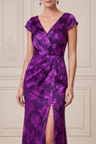Donkerpaarse schede V-hals satijn jacquard maxi Mother of the Bride jurk met zijsplit