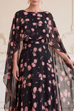 Zwarte roze bloem A-lijn chiffon Bateau hals bedrukte Maxi Mother of the Bride jurk met cape
