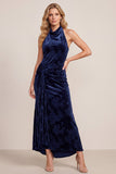 Marineblauwe Schede Cowl Neck High Low Velvet Maxi Formele Jurk met drapering