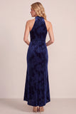 Marineblauwe Schede Cowl Neck High Low Velvet Maxi Formele Jurk met drapering