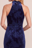 Marineblauwe Schede Cowl Neck High Low Velvet Maxi Formele Jurk met drapering