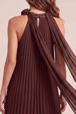 Chocolates A-lijn halter chiffon geplooide maxi formele jurk met 3D bloem
