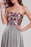 Grijze A-lijn strapless fluwelen pailletten maxi formele jurk met veter op de rug