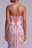 Corset roze strapless satijn zeemeermin parels bloemenapplicaties lange galajurk