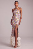 Roze halter pailletten met een gelaagde organza lange baljurk met ruches en zijsplit