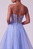 Blauwe korset doorschijnende parels strapless A-lijn lange jurk met laagjes voor het gala.