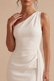 Witte bodycon asymmetrisch met één schouder gerimpeld kort wit jurkje
