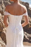 Witte zeemeermin met off-the-shoulder geappliqueerde tule lange trouwjurk