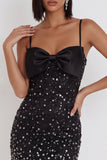 Zwarte Bodycon Spaghetti Bandjes Glinsterende Strik Korte Cocktailjurk met Stras