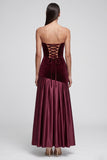 Bordeauxrode meermin strapless satijn geplooide maxi fluwelen jurk