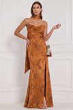 Maxi bruidsmeisjesjurk met satijnprint gebrande oranje schede met satijnprint