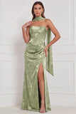 Olijfkleurige sheath strapless gerimpelde Maxi bruidsmeisjesjurk met een zijsplit