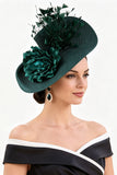 Donkergroene Sinamay stoffen bloem fascinatorhoed met veer