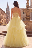 Gele baljurk korset strapless parels met lagen en lange baljurk met ruches