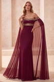 Bordeauxrode zeemeermin met off-shoulder cape lange formele jurk met pailletten