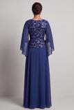 Marineblauwe A-lijn bateau-hals Chiffon lange moeder van de bruid jurk met fladderende mouwen