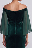 Donkergroene zeemeermin met off-shoulder open mouwen, fluwelen lange formele jurk met strassstenen